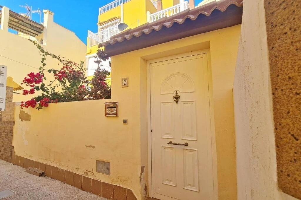 Mar Azul Adosado, Patio Y Solarium Apartment Торевиеха Екстериор снимка