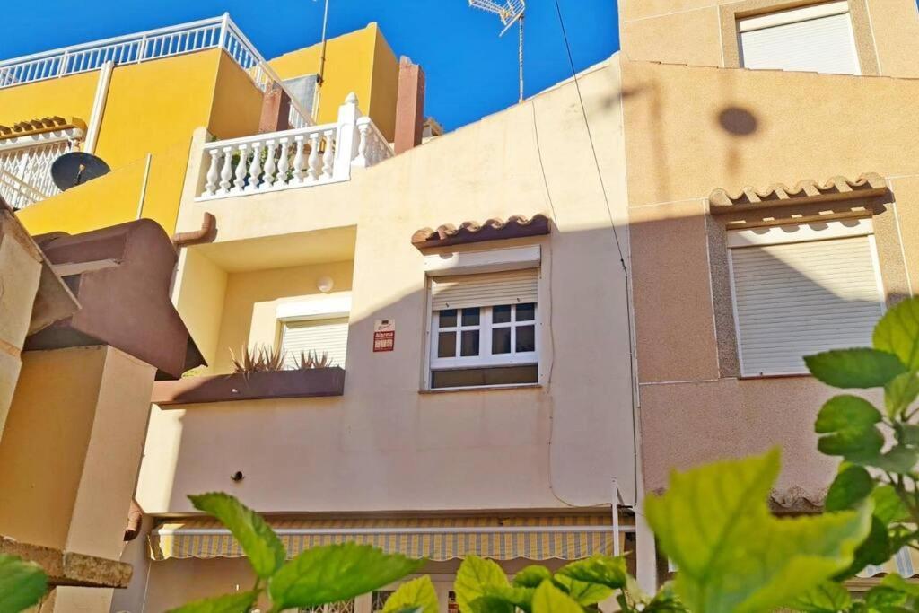 Mar Azul Adosado, Patio Y Solarium Apartment Торевиеха Екстериор снимка